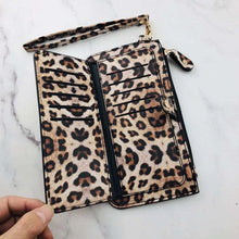 Load image into Gallery viewer, CHIC WRISTLET WALLET