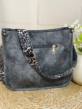 Load image into Gallery viewer, Saddle Bag