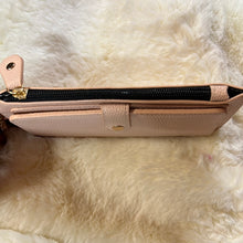 Load image into Gallery viewer, CHIC WRISTLET WALLET
