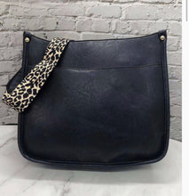 Load image into Gallery viewer, Saddle Bag