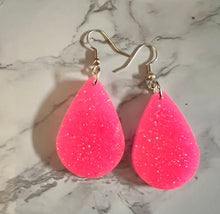 Load image into Gallery viewer, Small Teardrop
